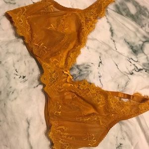 lacey bralette with underwire gold/burnt orange